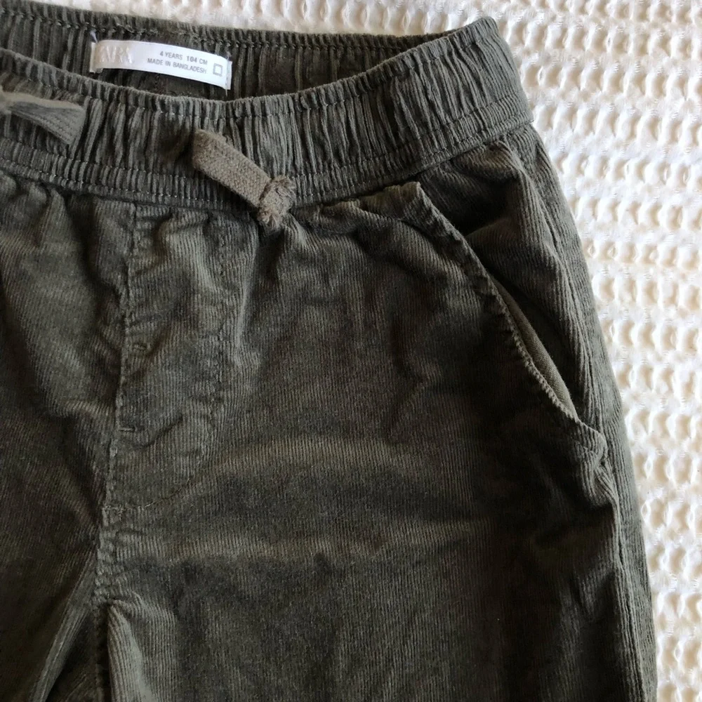 ZARA Kids Olive Green Corduroy Drawstring Lined Pants Size 4T